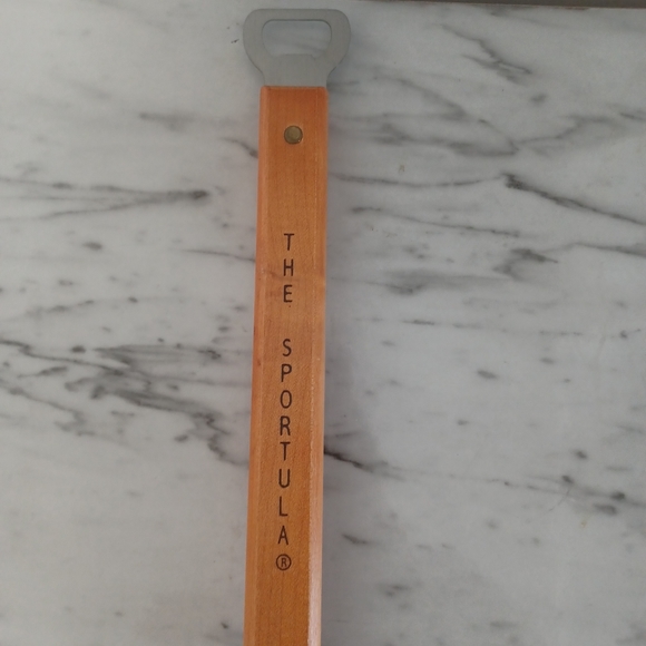 NBA LOS ANGELES LAKERS SPATULA AND BOTTLE OPENER - Picture 3 of 7
